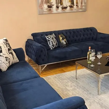 Apartment 2 Bedroom Luxury In The Supercenter